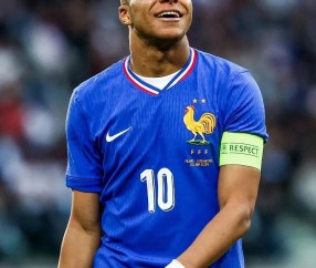 jiuyou官网 -关于姆巴佩新星大胜表现惊艳，FPX未来可期！的信息